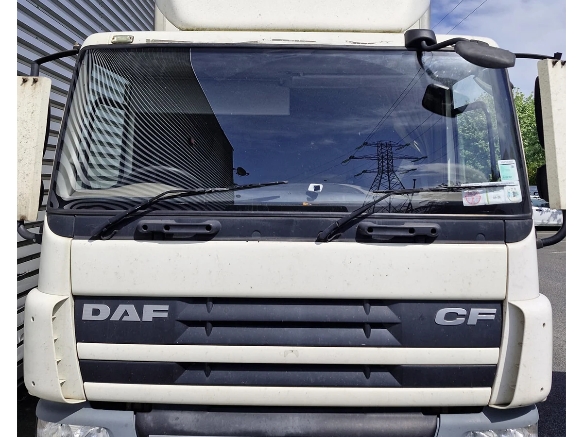 DAF truck cab windscreen replaced by Mobile Plant Glass