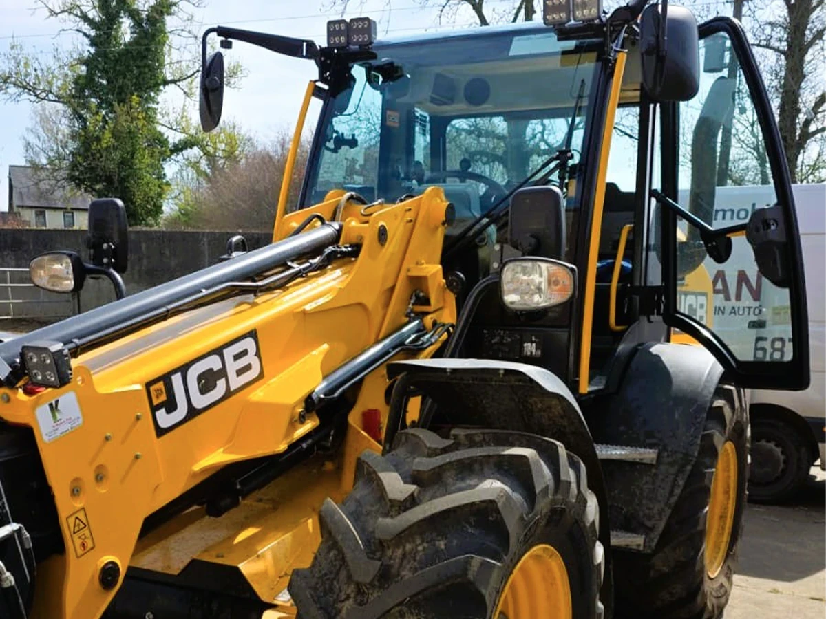 JCB telehandler with replacement cab side glass fitted on-site