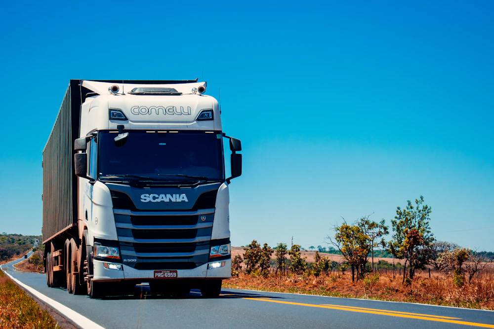 Commercial cab glass for HGVs, trucks and vans
