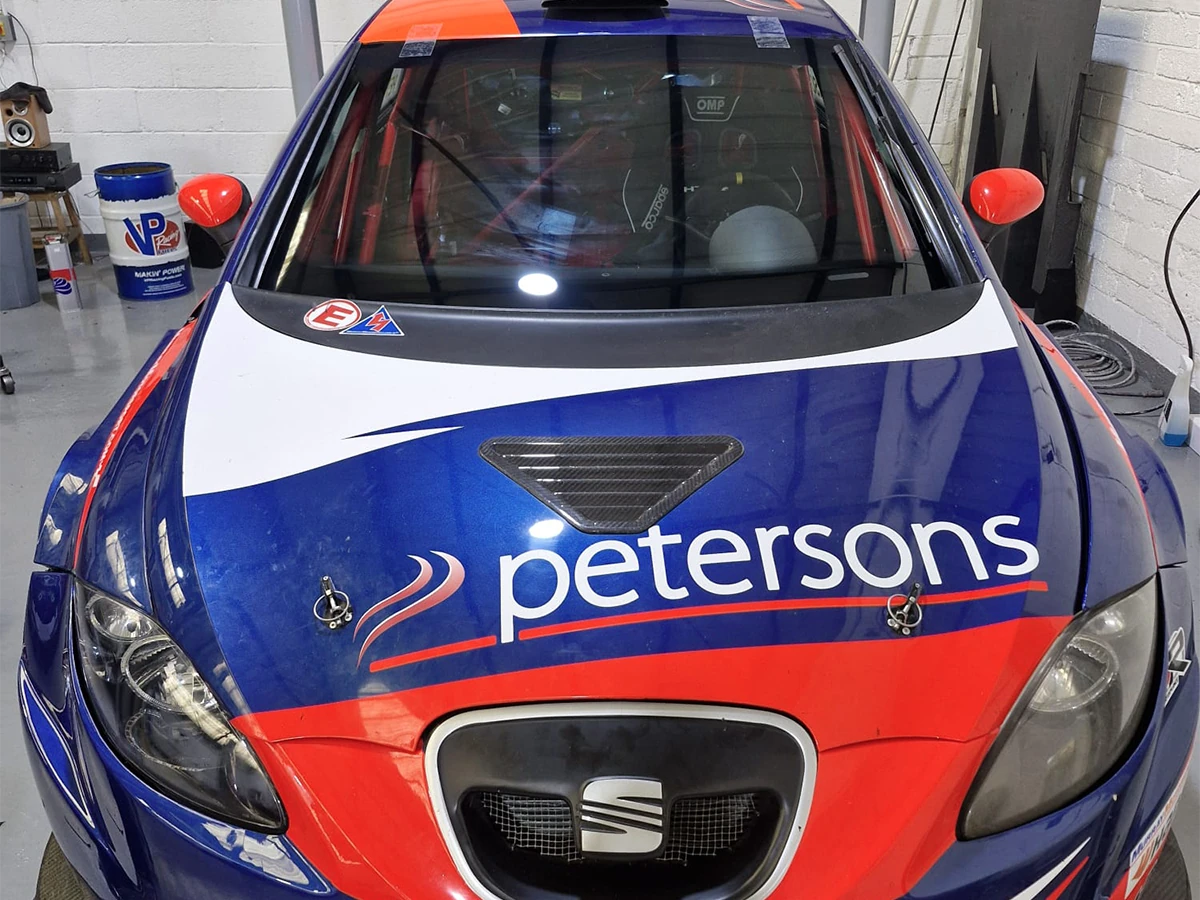 SEAT race car in Petersons livery with a newly fitted windscreen